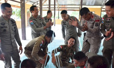 Satgas-Bantuan-Ops-Damai-Cartenz-2025-Berikan-Dukungan-Psikologis-bagi-Personel-di-Timika