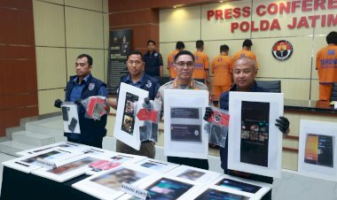 Polda-Jatim-Amankan-4-Orang-Admin-dan-Anggota-Group-WA-Gay-di-Surabaya
