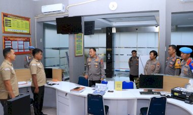 Wakapolda-Jatim-Kunjungi-Polres-Ngawi-Tinjau-Kesiapan-Pelayanan-Masyarakat-di-SPKT