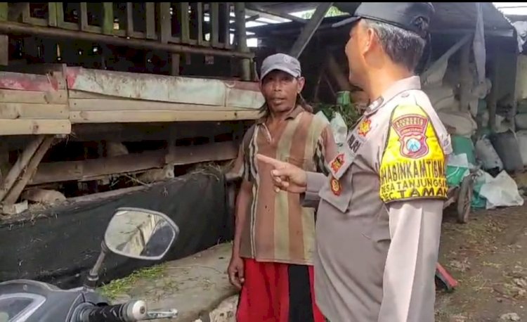 Bhabinkamtibmas Desa Tanjungsari Motivasi Peternak untuk Ketahanan Pangan