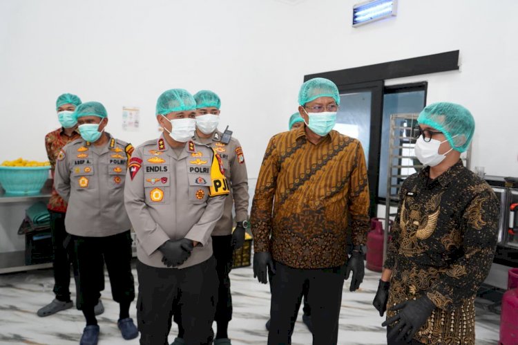 Tinjau Dapur SPPG Polda Sulteng, Menteri Hukum Puji Standar Kualitas Layak Jadi Contoh
