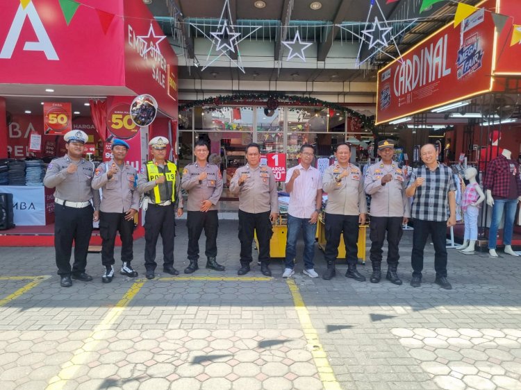 Libur Nataru, Polisi Sidoarjo Masifkan Patroli Keamanan di Pusat Perbelanjaan