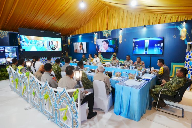 Monitoring Malam Takbiran, Kapolri Pastikan Pengamanan Rangkaian Perayaan Idulfitri