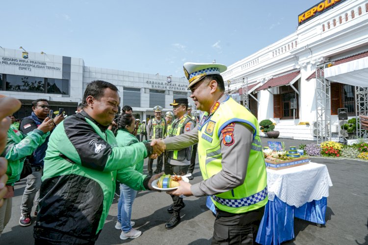 Operasi Patuh Semeru 2026: Polda Jatim Fokus Edukasi Tertib Berkendara Demi Keselamatan di Jalan Raya